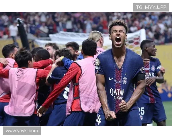 巴黎圣日耳曼与拜仁慕尼黑对决赛前预测，谁能笑到最后解析