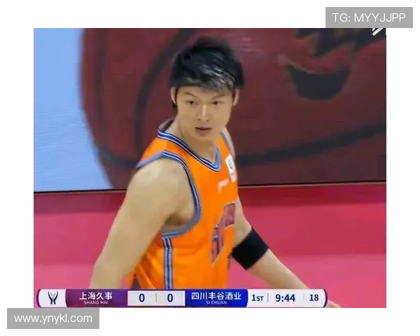 王哲林率队奋勇拼搏展现中国男篮内线核心强大战斗力