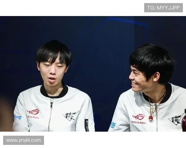 独家解析V5战队实力对比及其在赛场上的表现分析