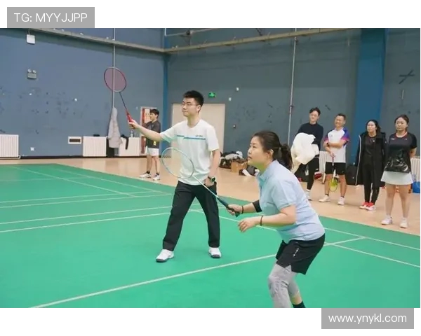 羽毛球焦点：西安羽毛球队的技术探讨