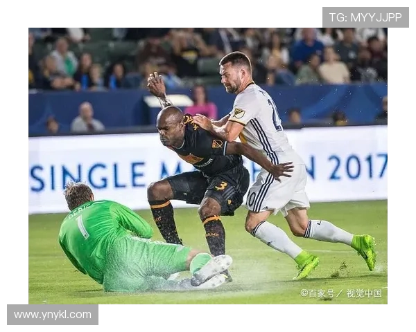 休斯顿队与明尼苏达队员的精彩对决分析与战术探讨