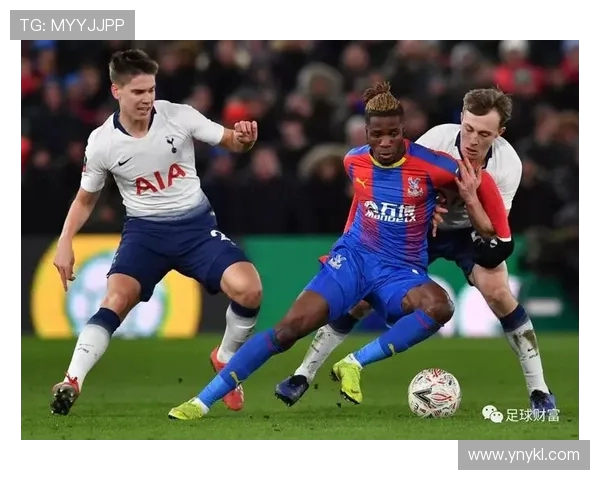 卡利亚与佩斯卡的激烈对决展现足球魅力与团队精神