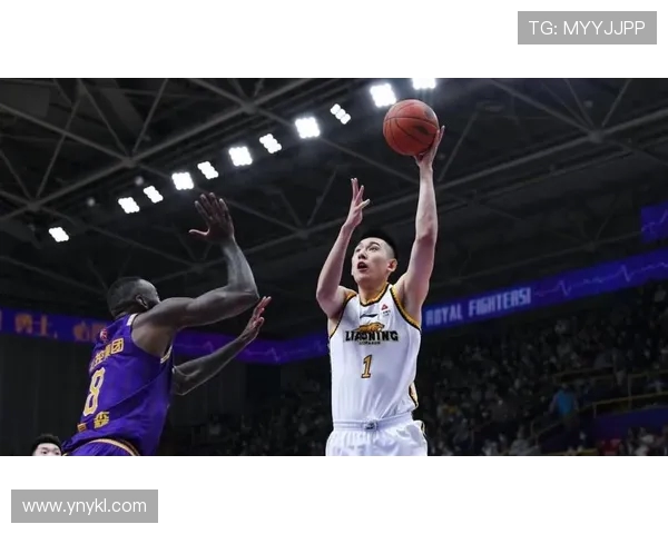 季前赛精彩对决辽宁队与北控队的激烈较量引发球迷热议